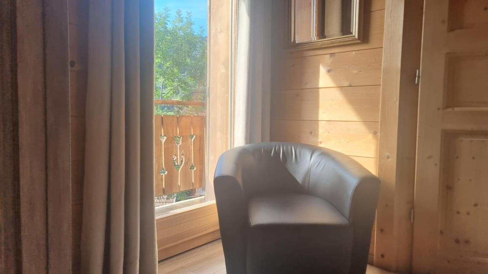 Le Chalet Du Pere Michel, Jacuzzi, Sauna, Jardin ลาแบรส ภายนอก รูปภาพ