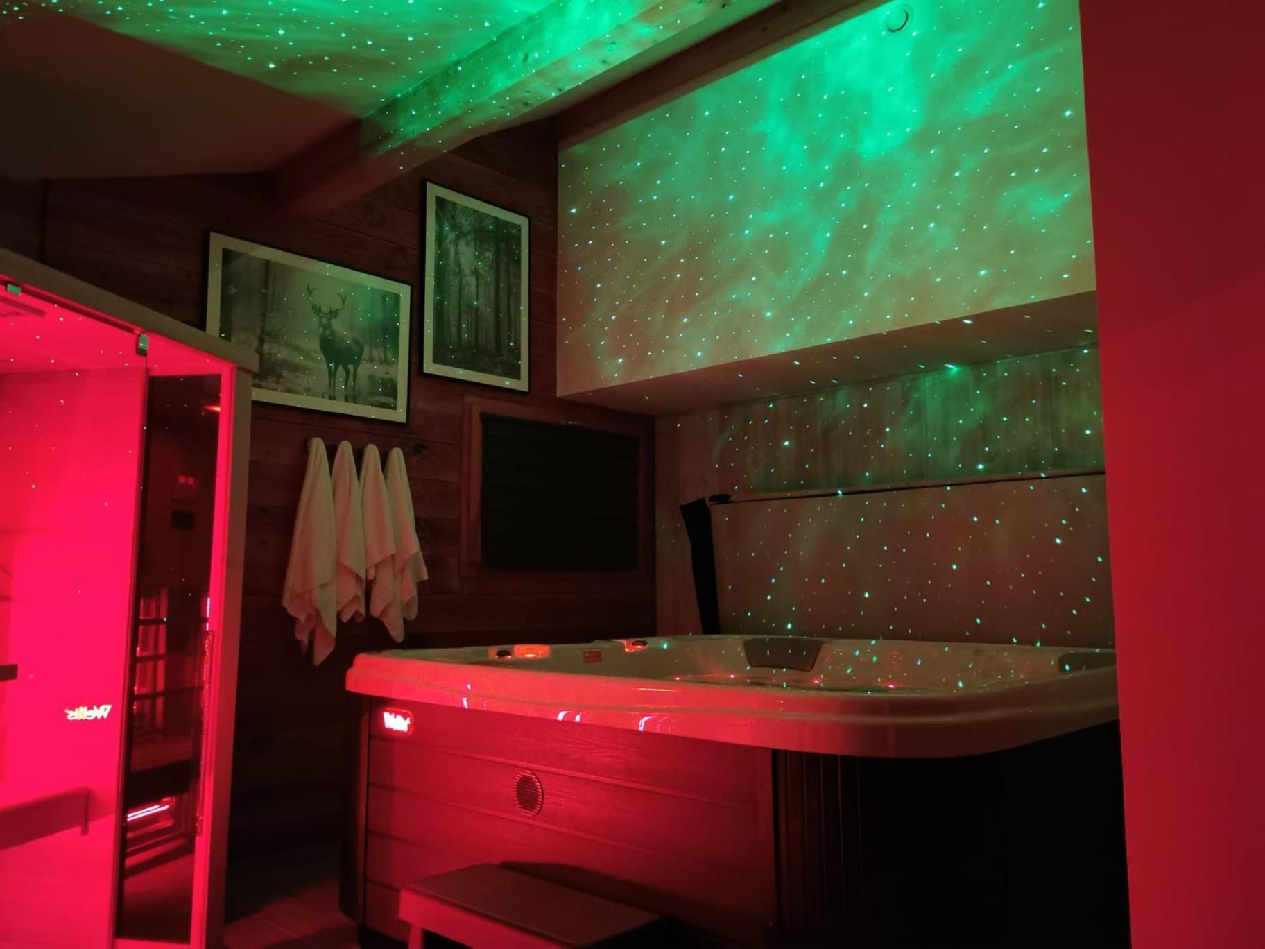 Le Chalet Du Pere Michel, Jacuzzi, Sauna, Jardin ลาแบรส ภายนอก รูปภาพ